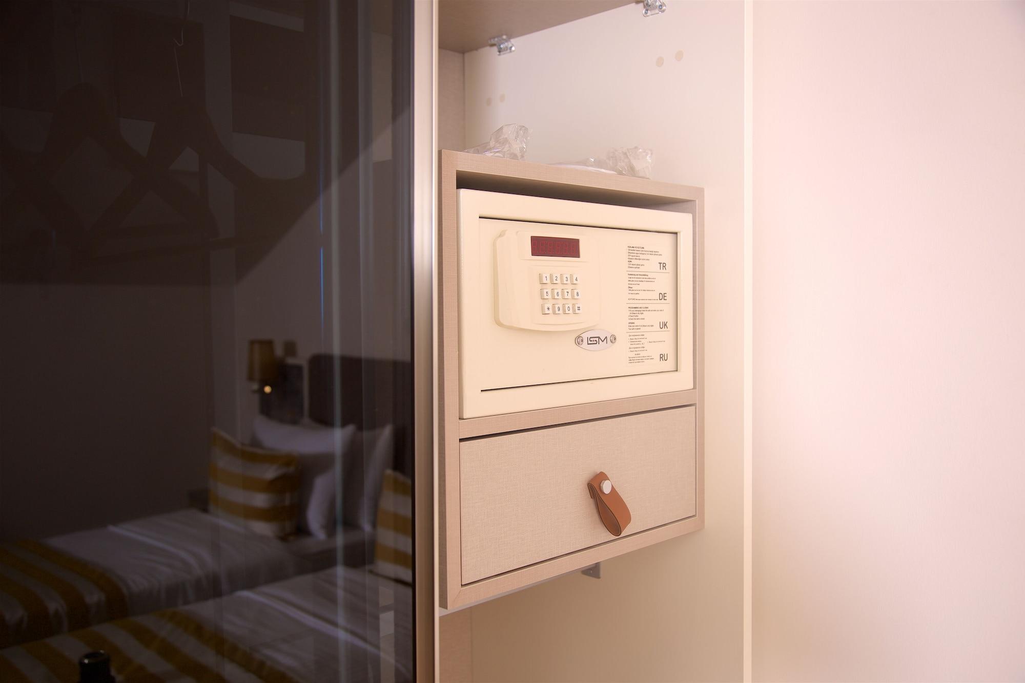 Icon Hotel Taksim Истанбул Екстериор снимка
