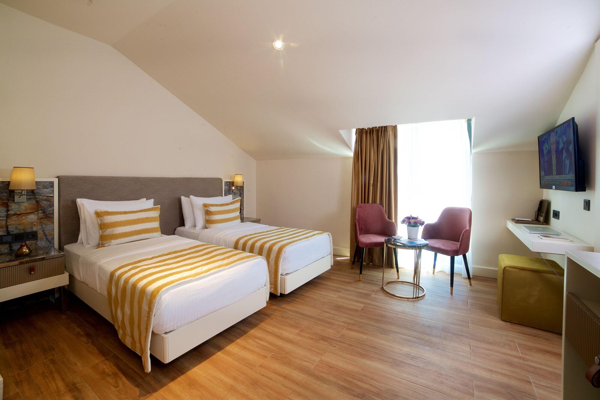 Icon Hotel Taksim Истанбул Екстериор снимка