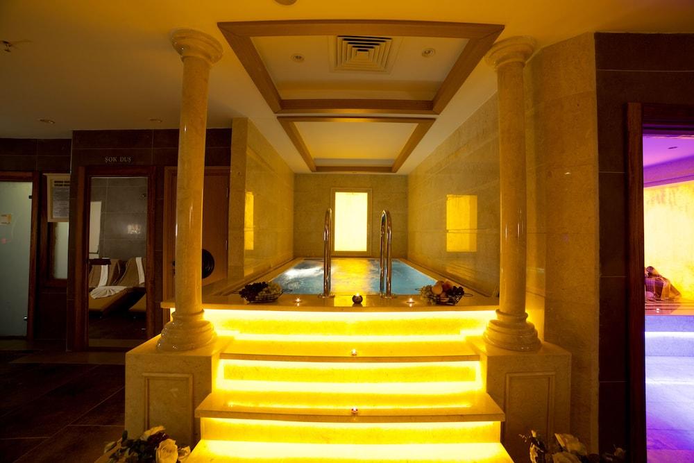 Icon Hotel Taksim Истанбул Екстериор снимка